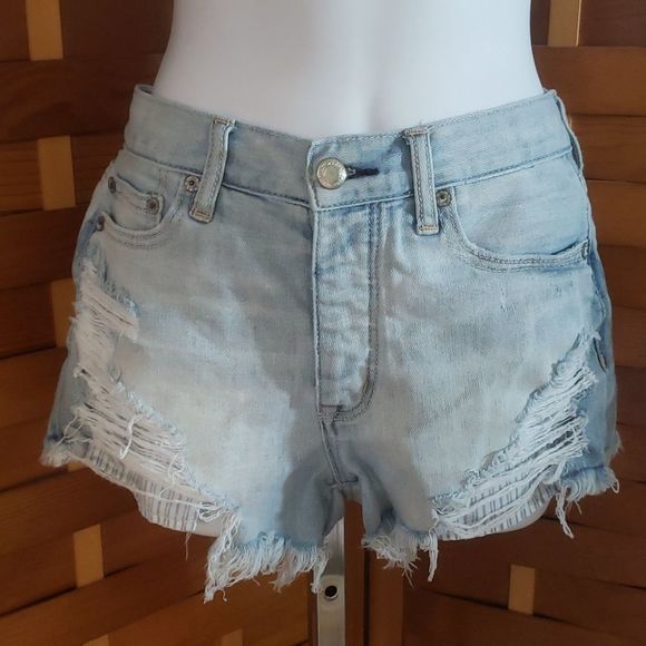 American Eagle Outfitters Pants - American Eagle denim shorts